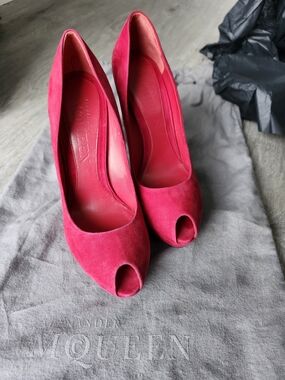Alexander McQueen Hot Pink / Red Suede Peep-Toe Pumps